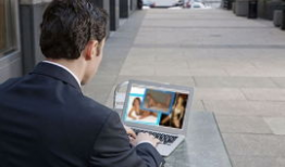 成人视频a片,揭秘A片背后的故事与影响