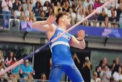 撑杆跳高视频,揭秘撑杆跳高运动的精彩瞬间