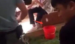 呕吐的视频,揭秘呕吐瞬间背后的生理奥秘